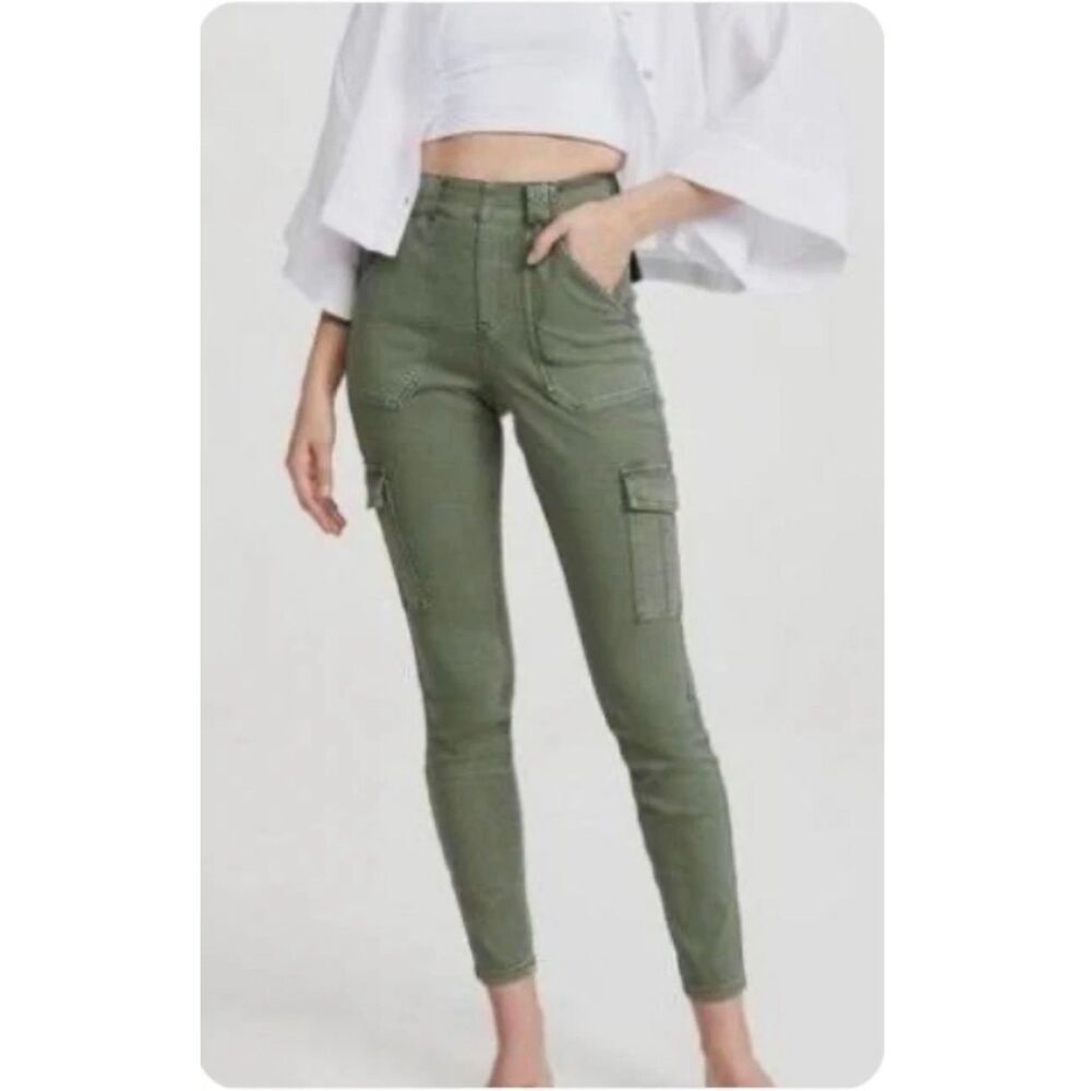 Spanx Stretch Twill Ankle Cargo Pants Olive Green Cargo sz Small slimming compre